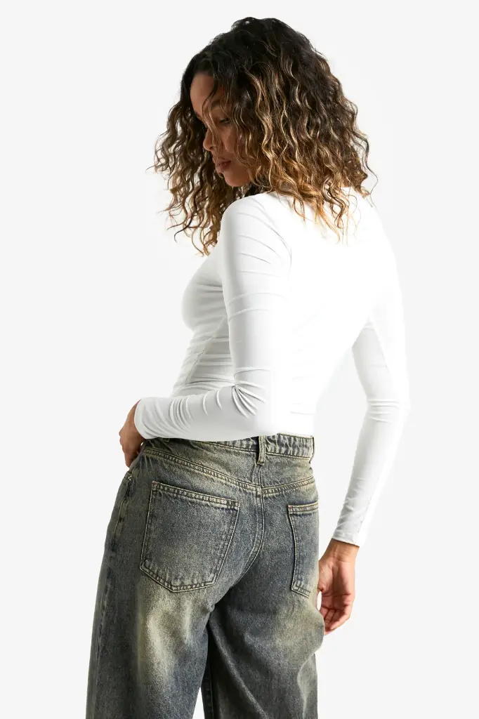 hzz12245_white_xl_1_1800x1800.webp