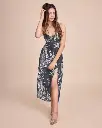 -473Wx593H-700266485-black-MODEL4.webp